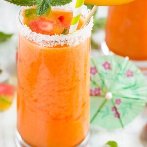 This recipe for strawberry mango agua fresca is a light and refreshing fruit drink that only takes 15 minutes to make, it's the perfect way to cool off on a hot day! Ad
