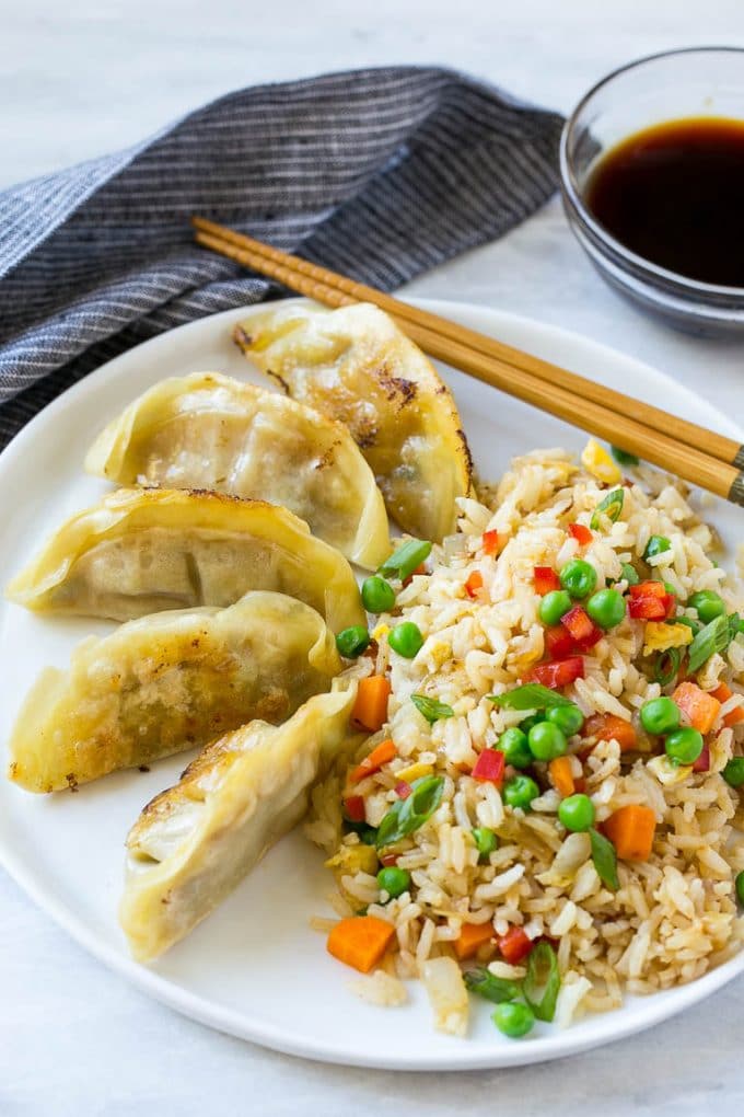 Veggie Fried Rice Recipe | Vegetarian Fried Rice | Easy Fried Rice Recipe | Chinese Food #rice #friedrice #veggie #vegetarian #sidedish #fuyos Potstickers served with veggie fried rice.