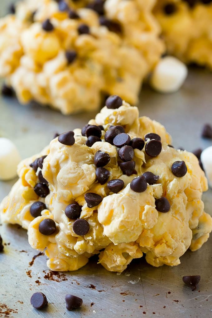 Avalanche Cookies Recipe | No Bake Cookie Recipe | Easy Cookie Recipe | Avalanche Bark #bark #avalanche #avalanchecookies #cookies #nobakecookies #nobake #dessert #fuyos An avalanche cookie on a sheet pan.