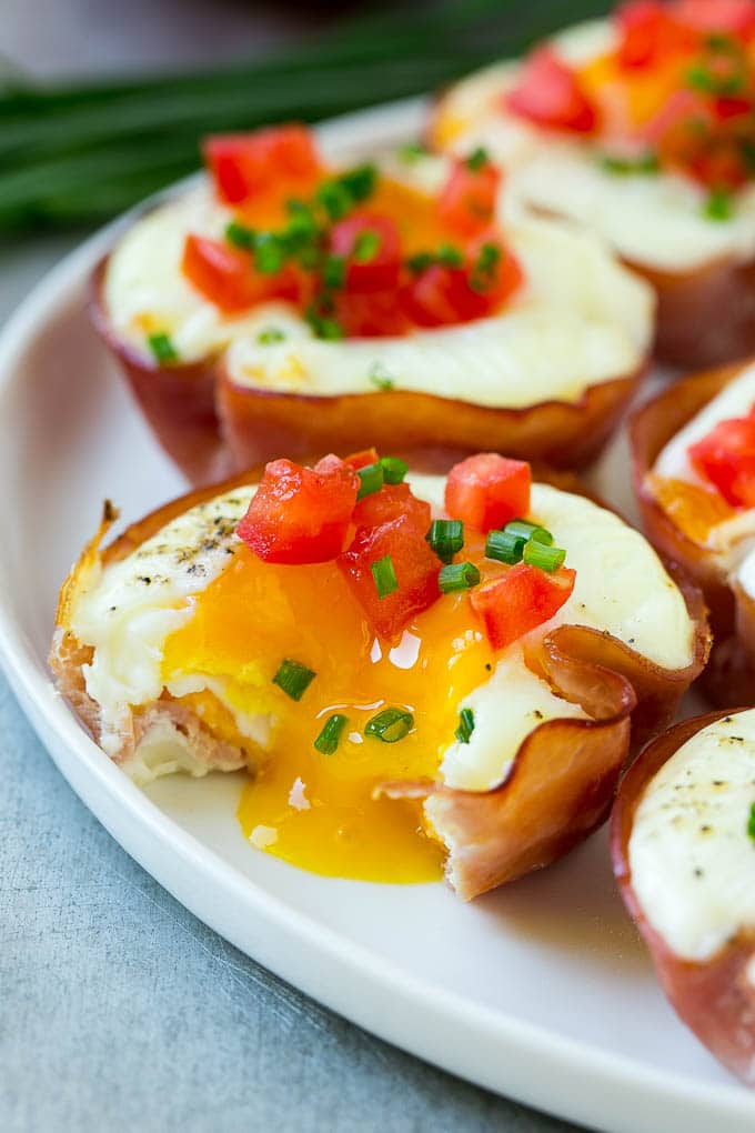 Ham and Egg Cups Recipe | Low Carb Breakfast | Ham and Eggs #ham #eggs #lowcarb #breakfast #fuyos A ham and egg cup with a runny yolk.