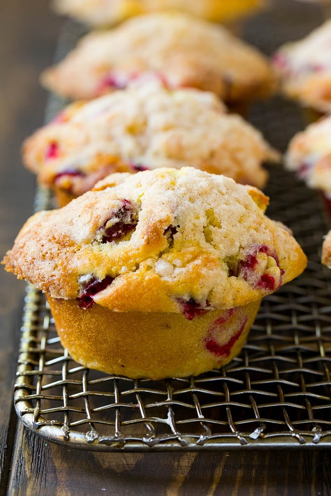 Cranberry Muffins Recipe | Cranberry Orange Muffins #cranberry #muffins #orange #fall #dessert #fuyos Baked cranberry muffins topped with streusel.