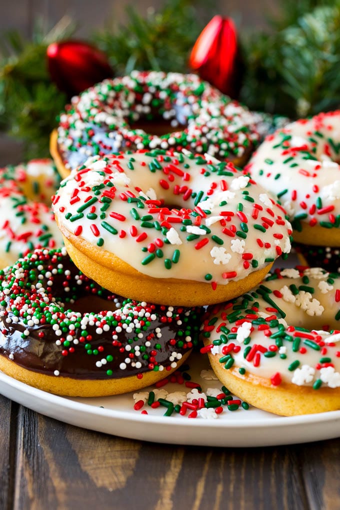 Baked Donuts Recipe | Cake Donuts | Chocolate Donuts | Sprinkle Donuts #donuts #chocolate #sprinkles #breakfast #brunch #fuyos Baked donuts topped with chocolate ganache and decorated with holiday sprinkles.