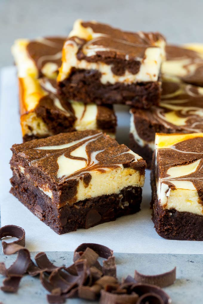 Cheesecake Brownies Recipe | Cream Cheese Brownies | Homemade Brownies #brownies #cheesecake #chocolate #dessert #fuyos Marbled cheesecake brownies with chocolate and cream cheese.
