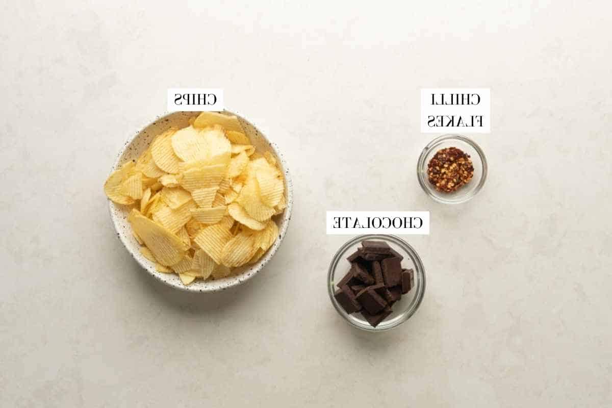 Patatine ricoperte di cioccolato 3 Ingredienti per patatine al cioccolato al peperoncino