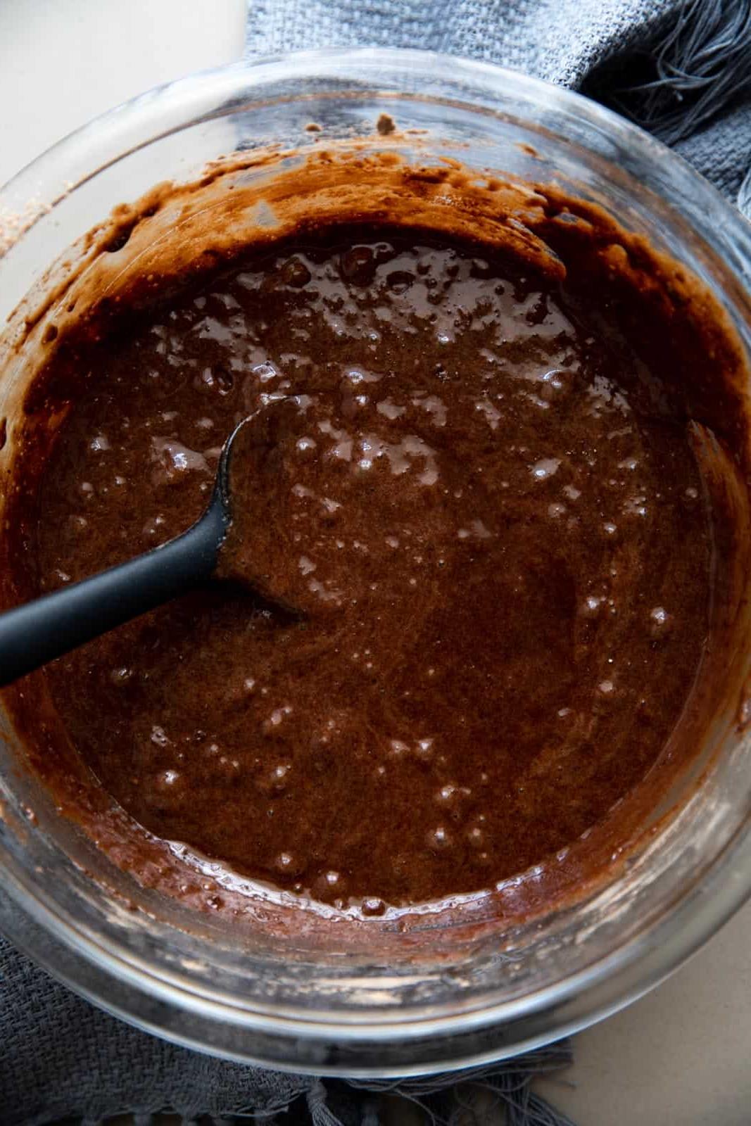 Brownies di Farina di Ceci (Facili, Senza Glutine, Scioglievoli) 3 Impasto pronto per i brownies di farina di ceci