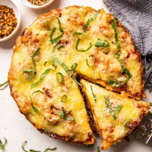 Lasagna Instant Pot (Vegetariana) 5 Instant Pot Lasagna served with a slice cut out