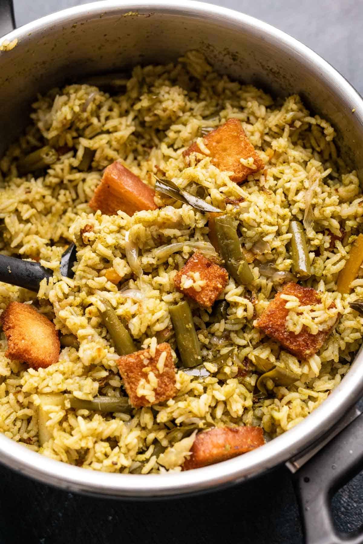 Riso Bath di Kavitha Aunty 5 Rice bath photographed in a pressure that it was cooked in