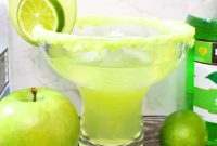 Sweet and Tart Green Apple Margarita Bliss