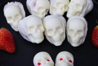 Ghoulish Chocolate Strawberry Skulls