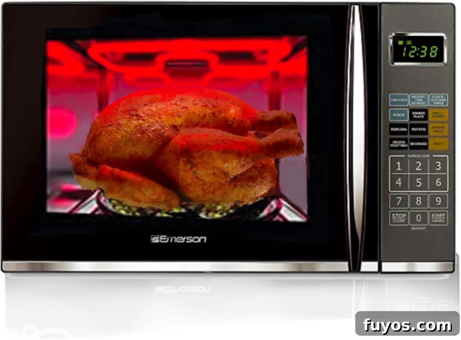 Emerson 1.2 cu. ft. 1100W Griller Microwave Oven for advanced dorm cooking