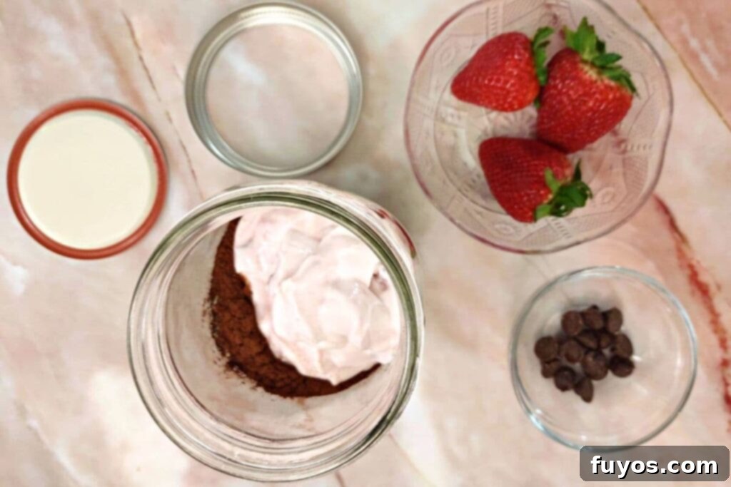 combine ingredients in a mason jar